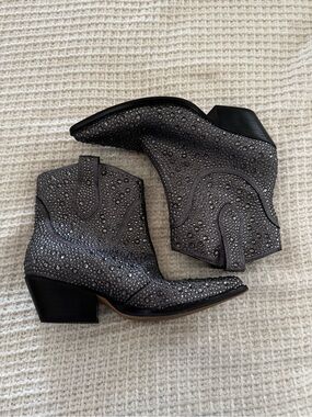 Jessica Simpson Embellished Metallic Gray Western Ankle Boots